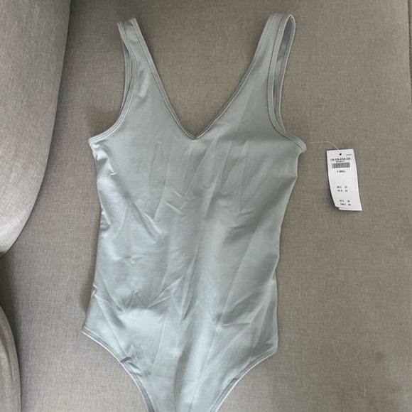 Abercrombie and Fitch tank bodysuit - Picture 1 of 1